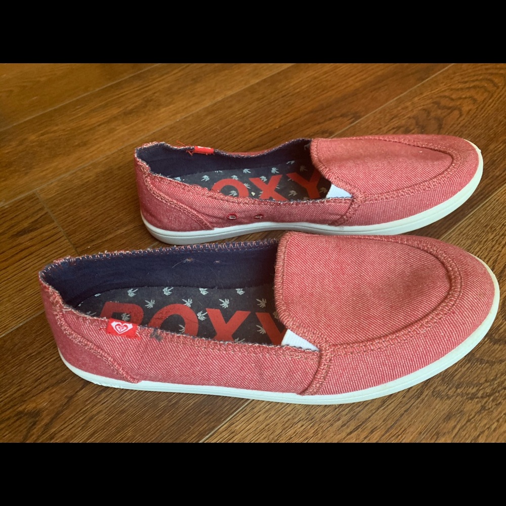NWOT Roxy slid ons size 8 red